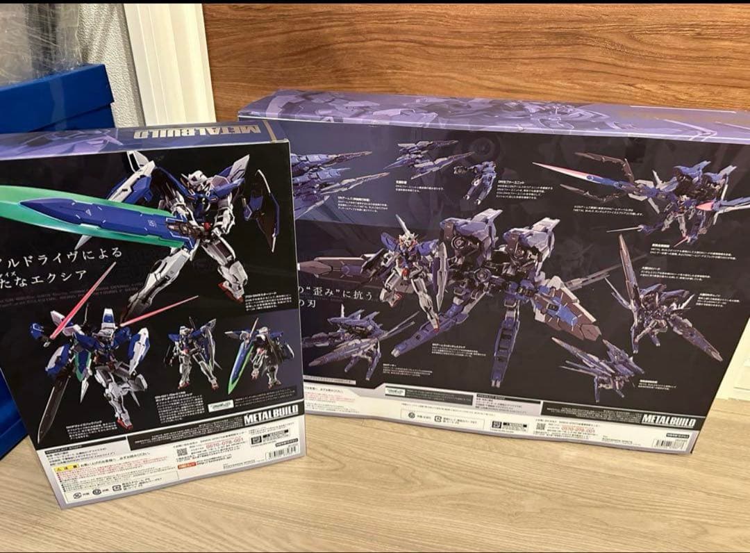 GNアームズ TYPE-E メタルビルド+ ガンダムデヴァイズ　エクシア