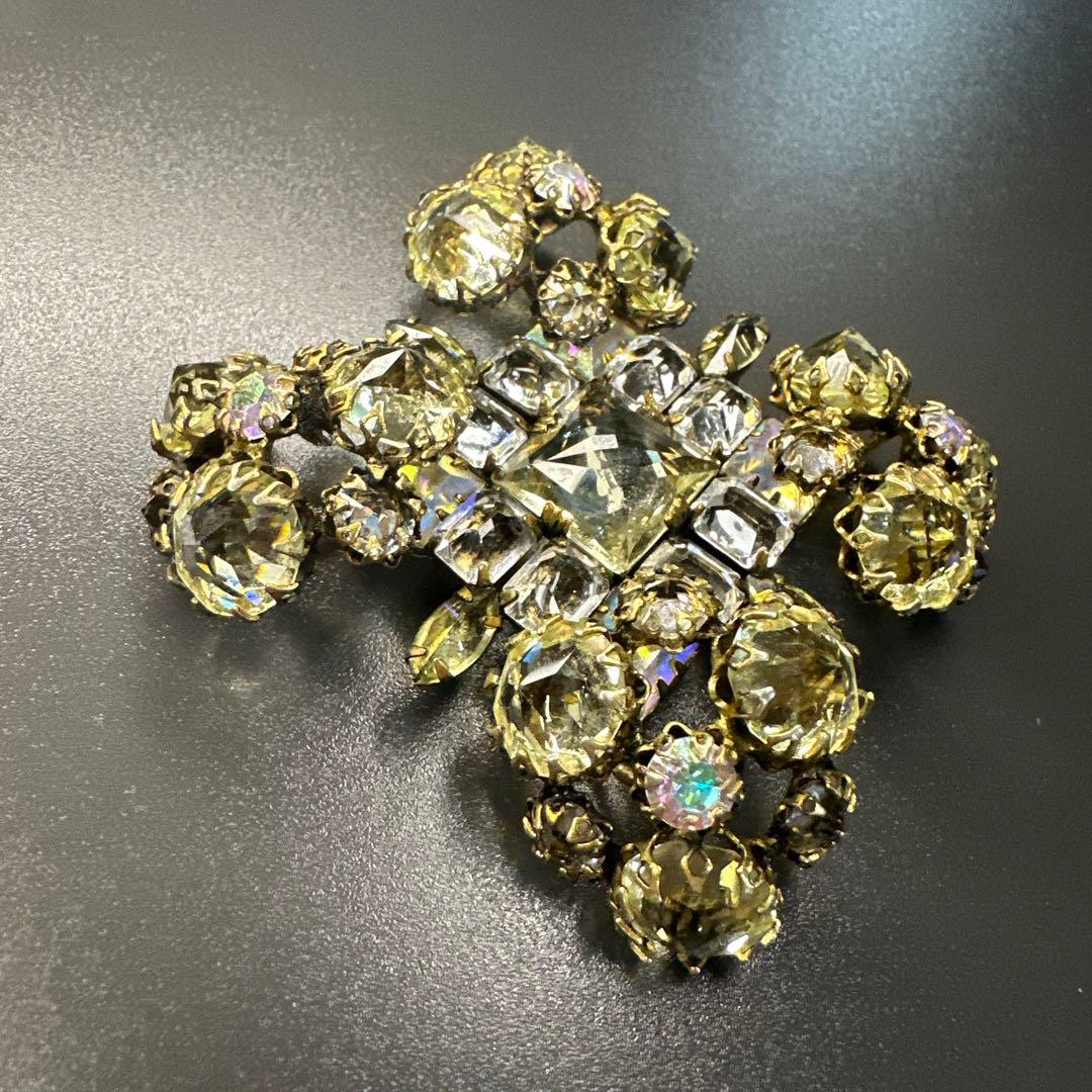 Schreiner Jewelry of New York ヴィンテージブローチ