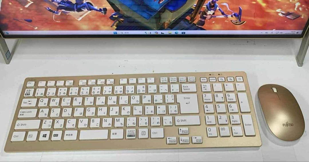 富士通 ESPRIMO FH77/C2 i7-7700HQ 8GB SSD256