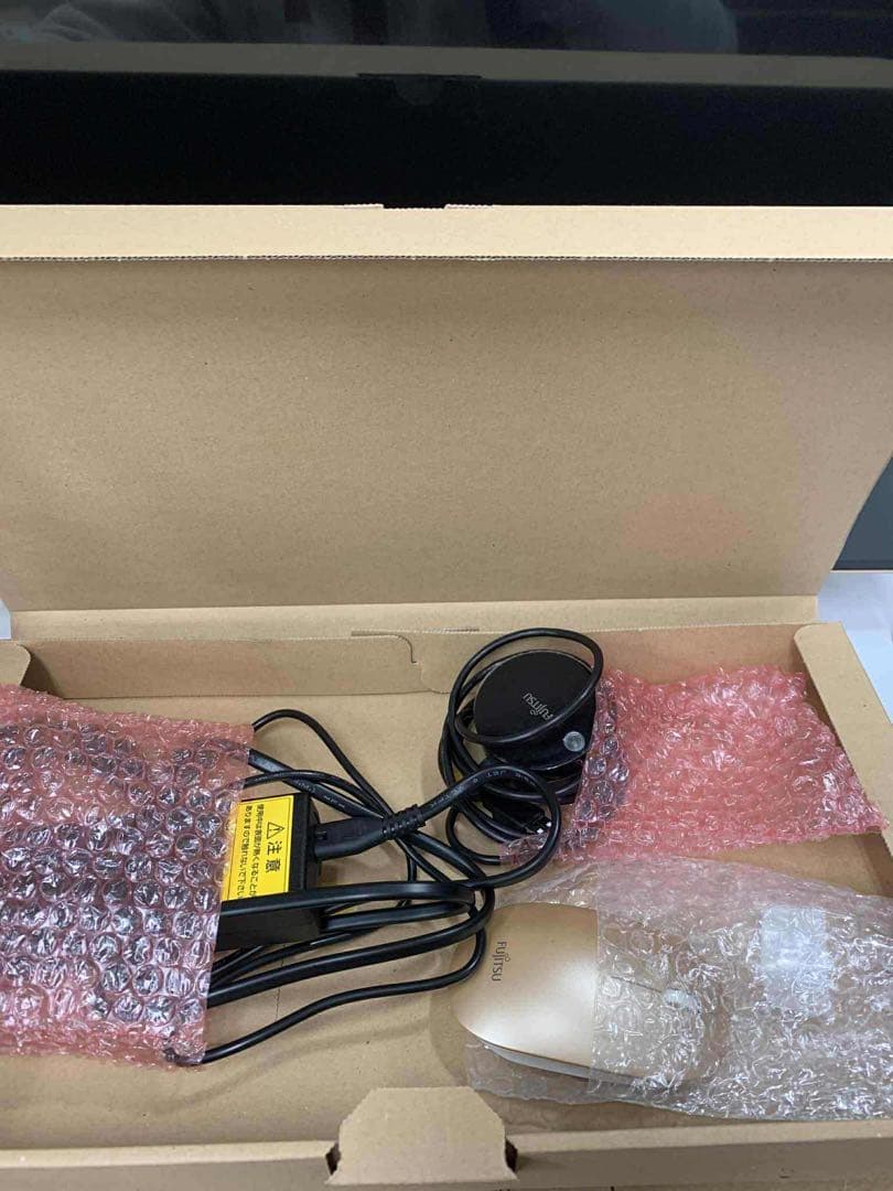 富士通 ESPRIMO FH77/C2 i7-7700HQ 8GB SSD256