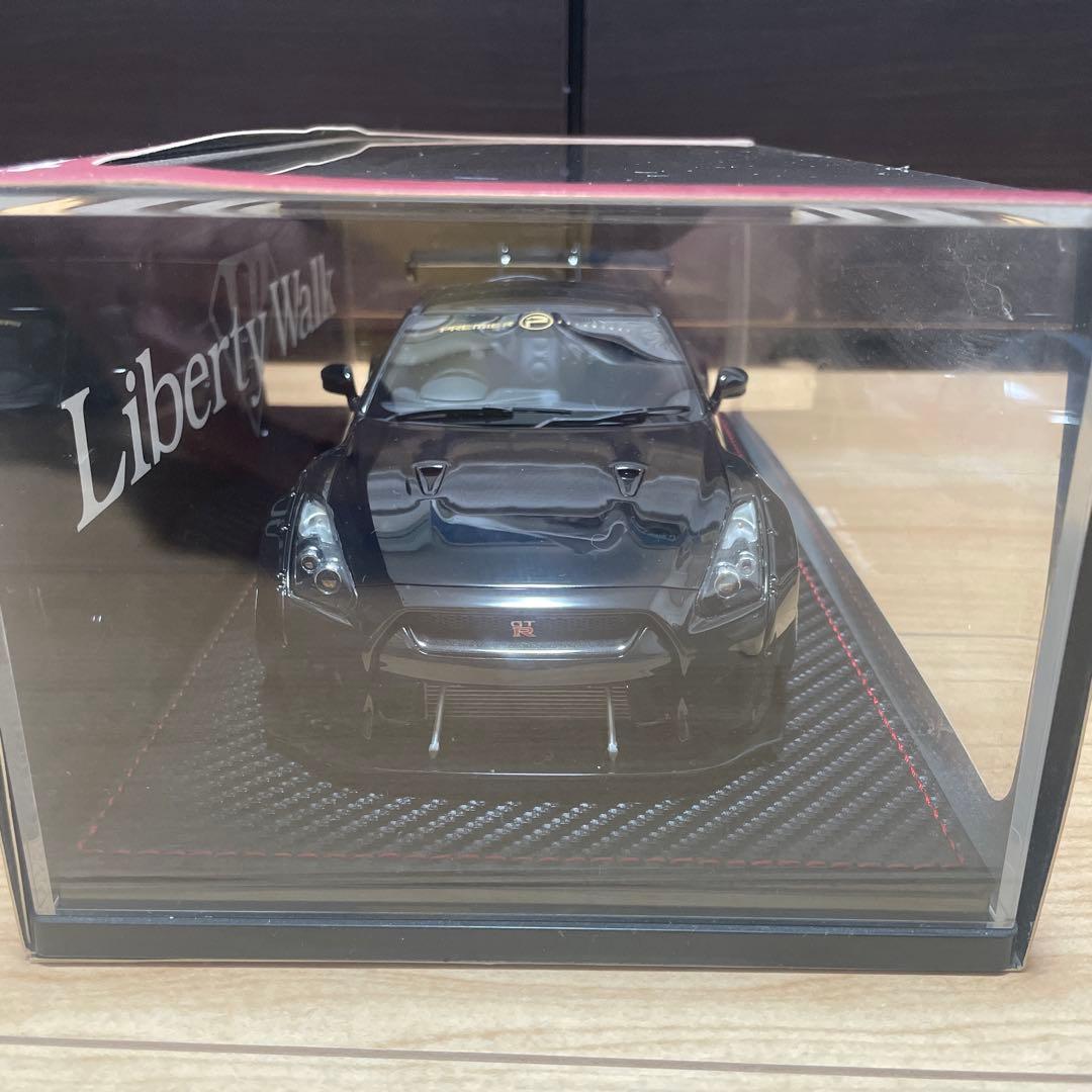 1/18LB-WORKSリバティーウォークGT-R(R35) Black