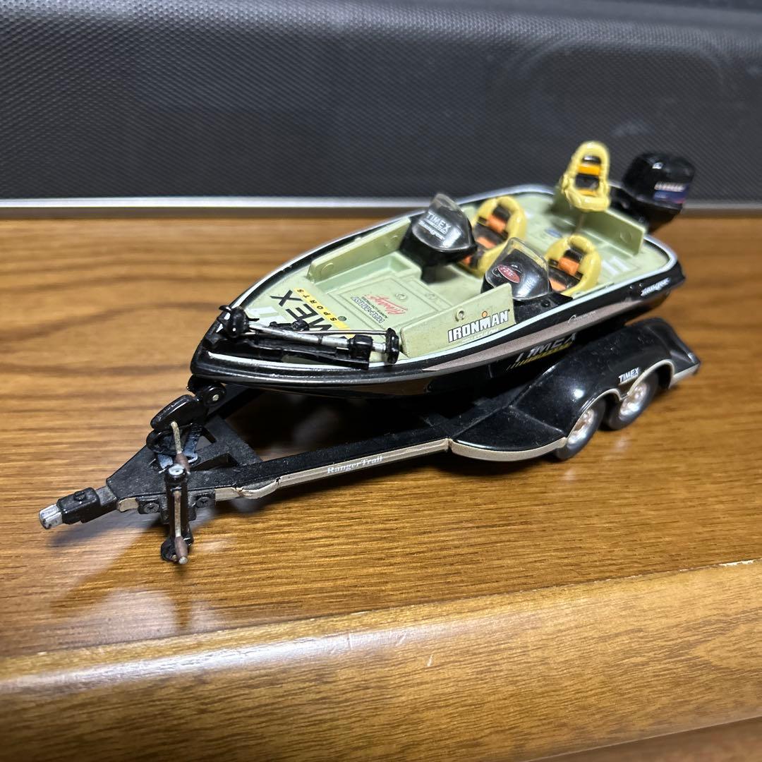 バスボート レンジャーボート おもちゃ ミニカー