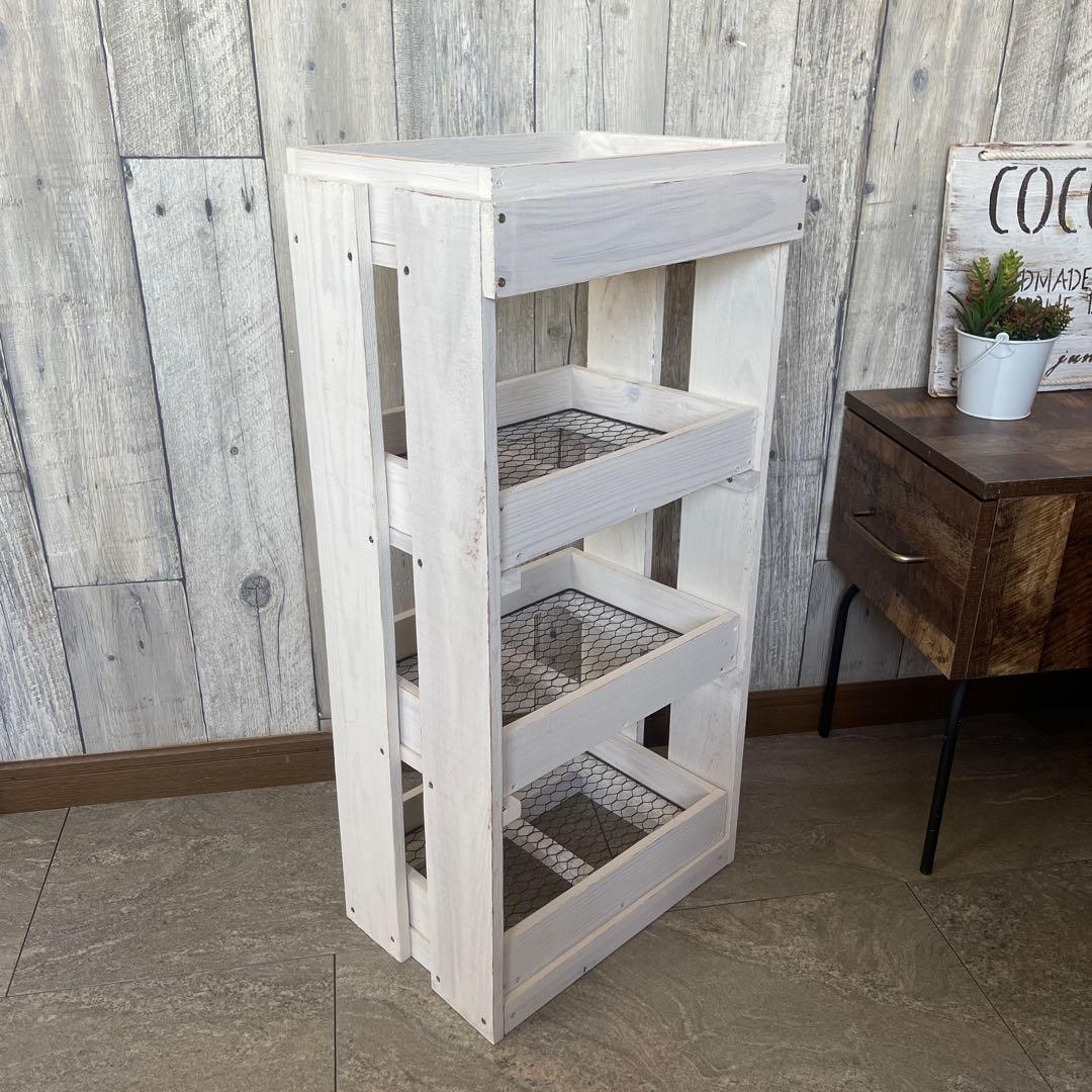 ホワイト4段　引き出し　ウッドシェルフ　ハンドメイド　家具
