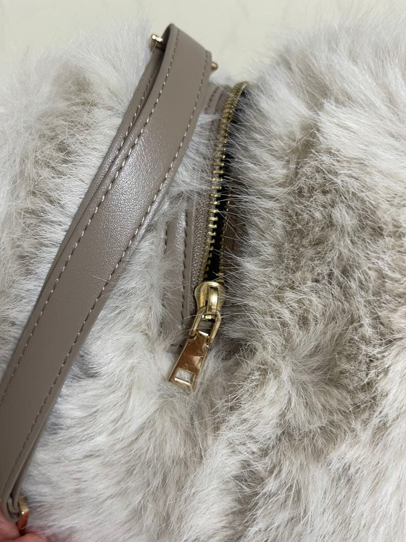Bibiy B. FUR BOX BAG ベージュ