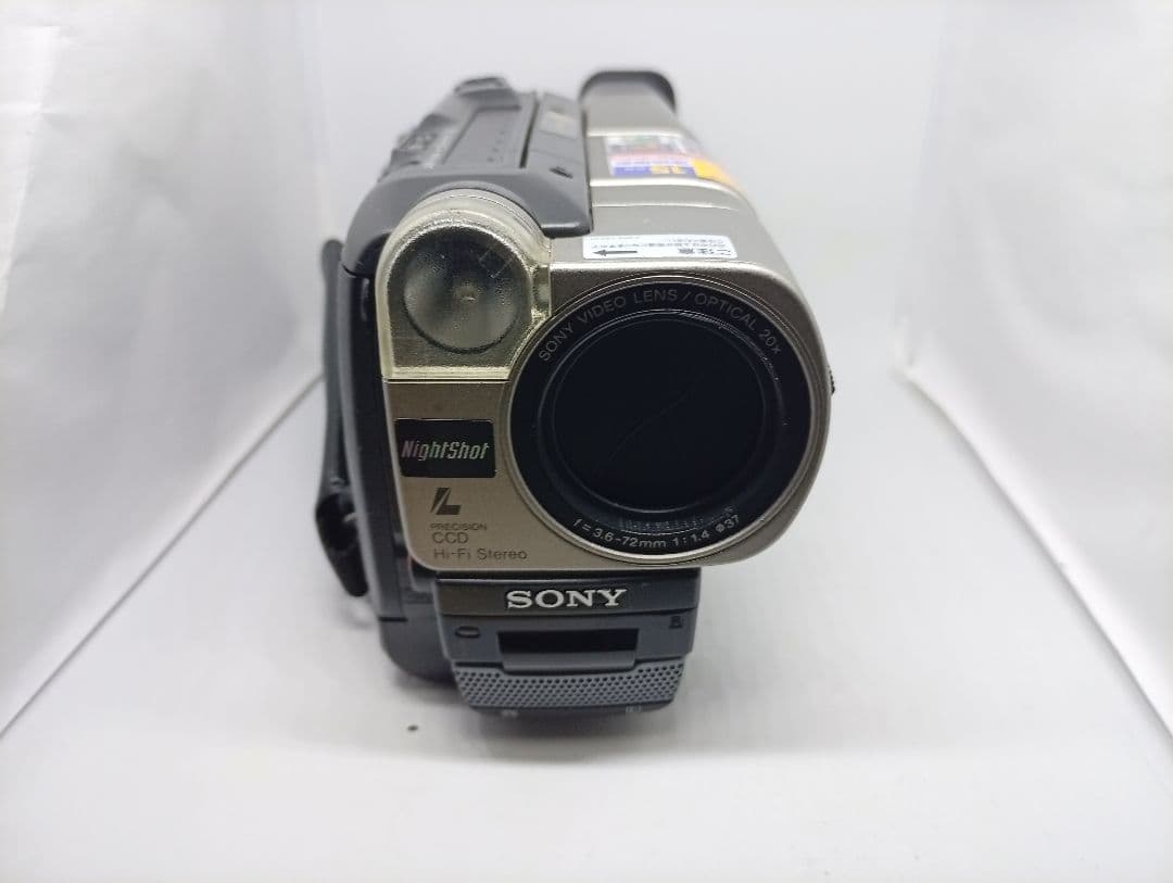 値下げ動作品　SONY Hi8ビデオカメラ　Handycam CCD-TRV66