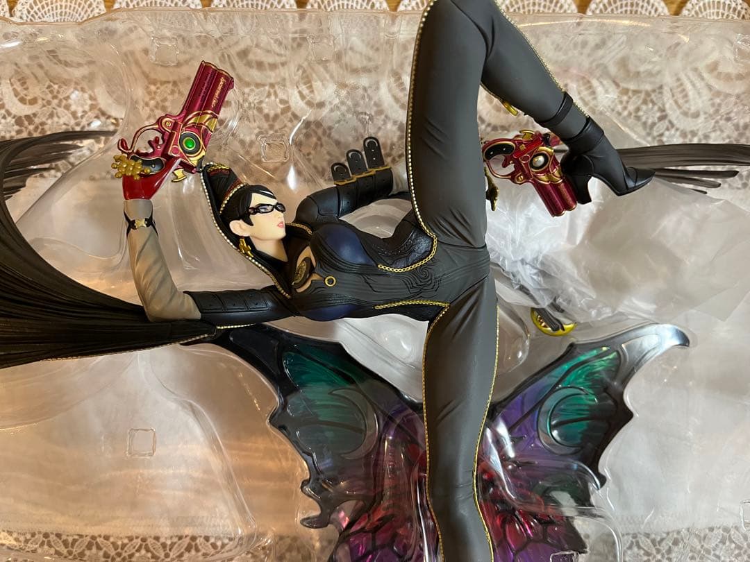 ファット・カンパニー　ベヨネッタ　 フィギュア　BAYONETTA