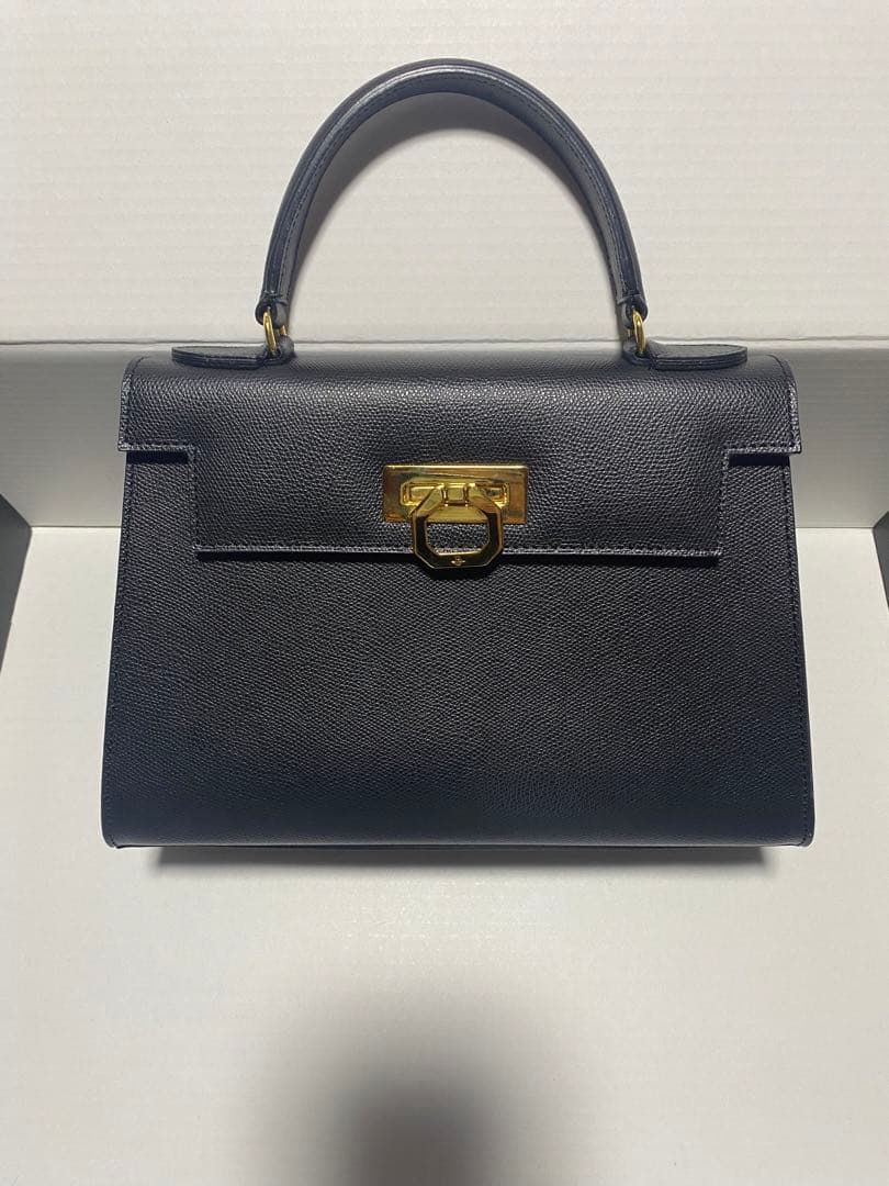 カルボッティ　ハンドバッグ