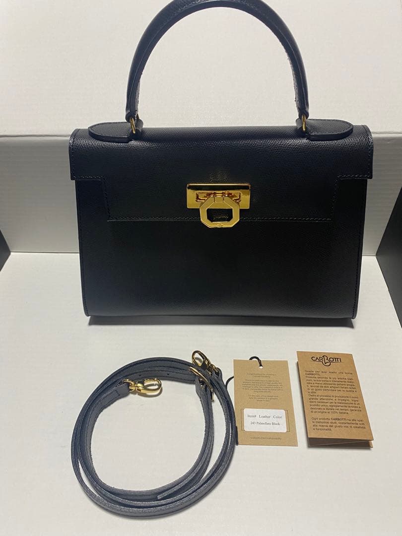 カルボッティ　ハンドバッグ
