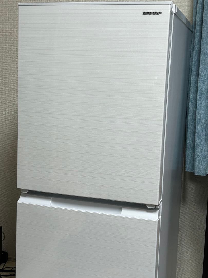 SHARP 2021年式　2ドア冷蔵庫　ホワイト　152㍑