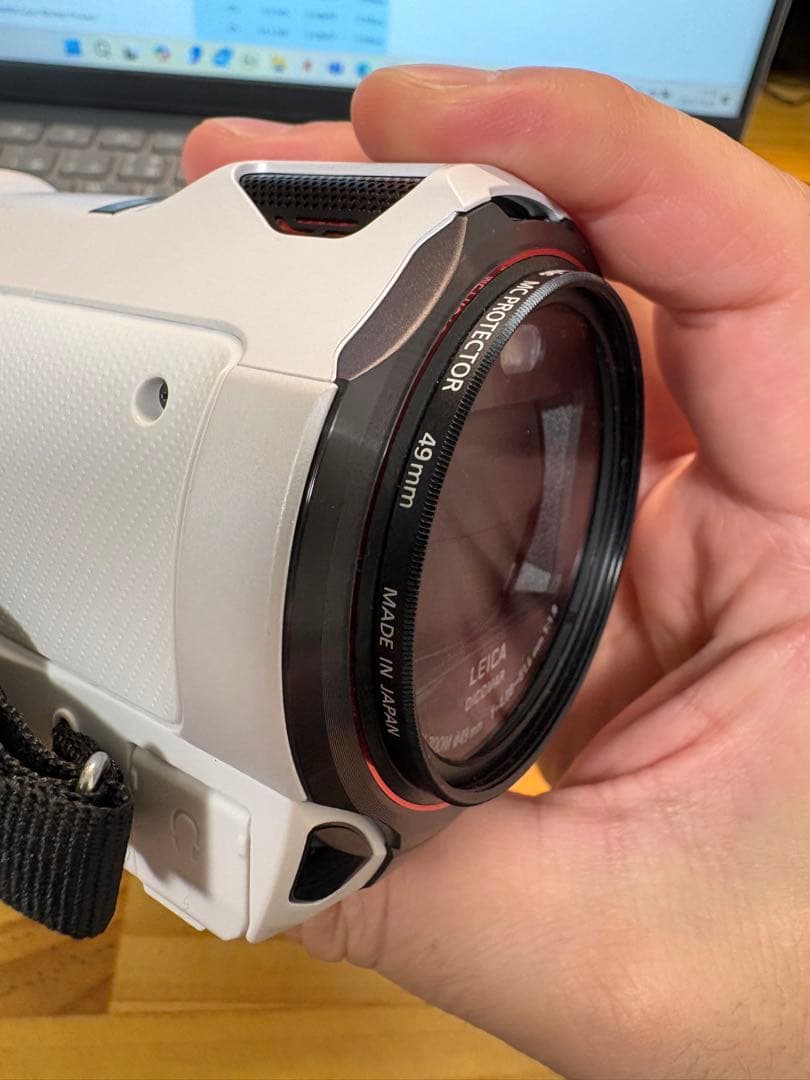 美品　Panasonic HC-VX985M 4K ビデオカメラ ホワイト(O)