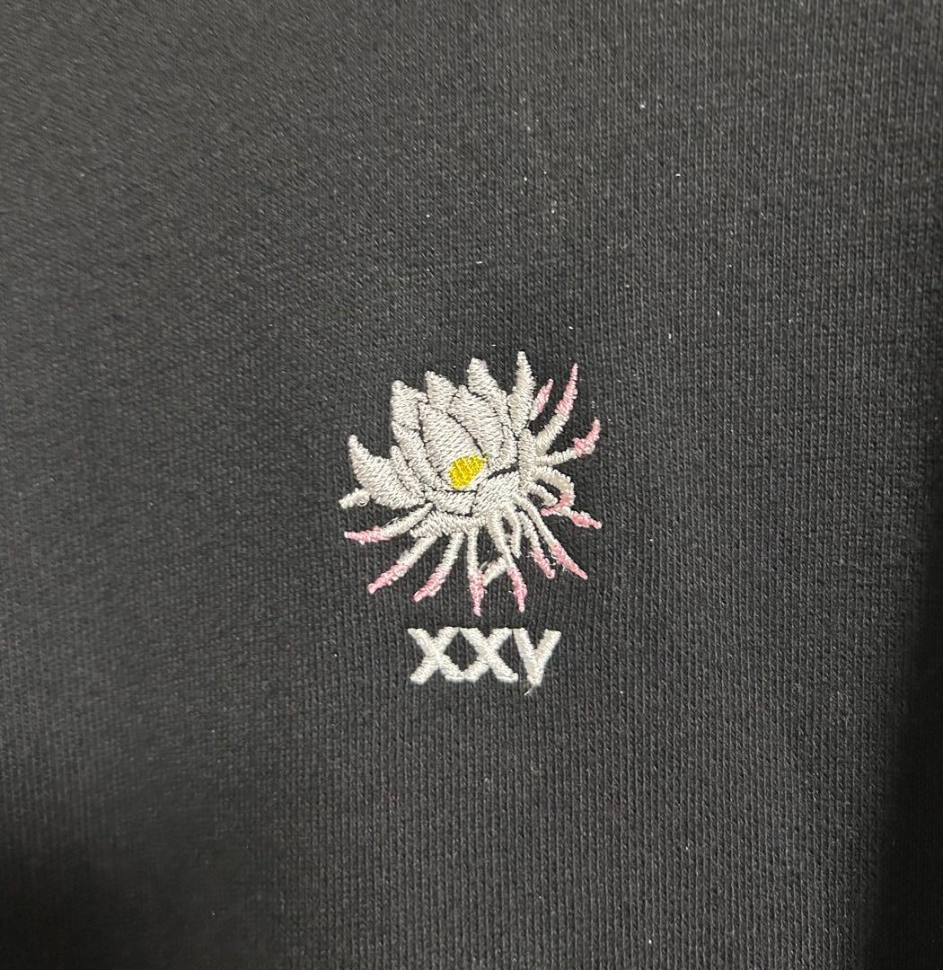 プロセカ ZOZOTOWN 25時、ナイトコードで。 フラワーモチーフ フーディ