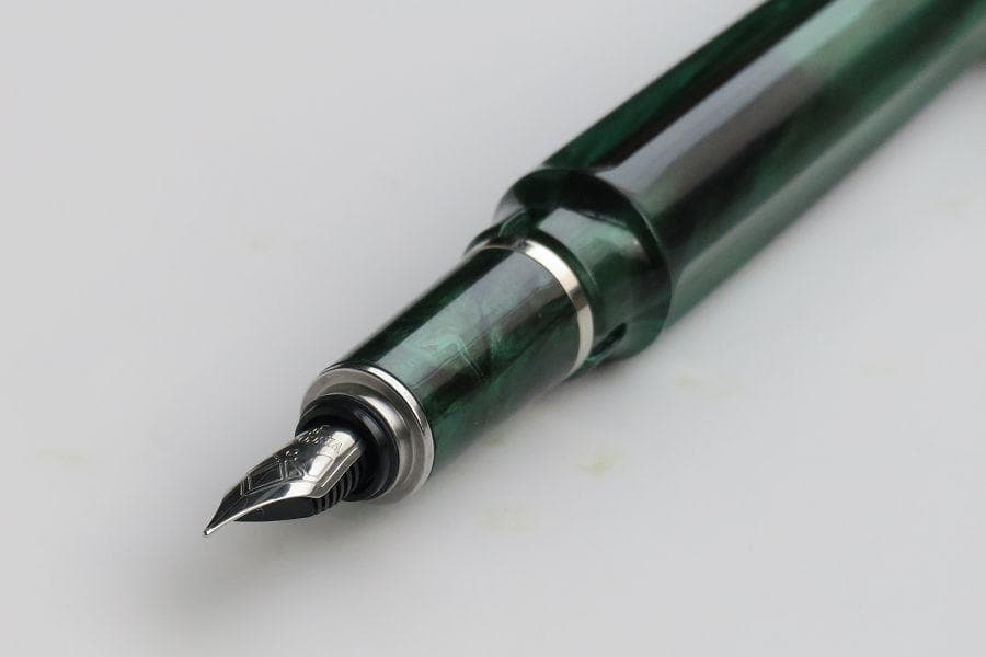 【Amami 新品文具】 VISCONTI ミレージュ 万年筆 エメラルド F