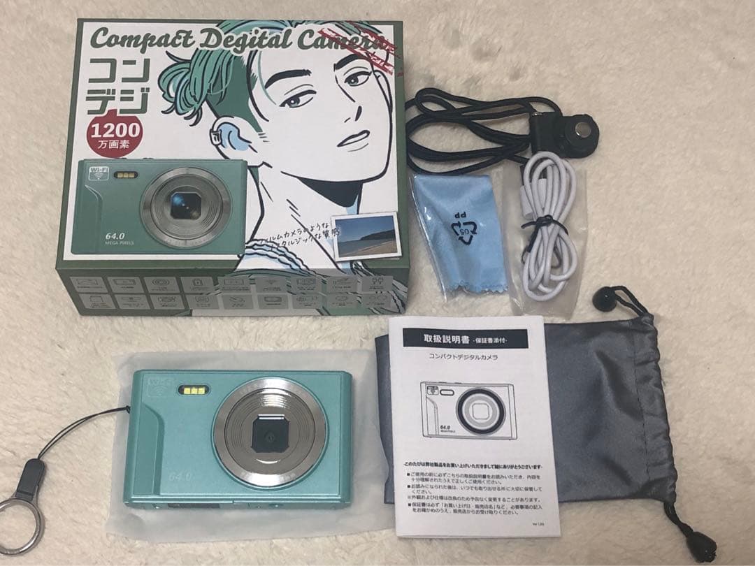 コンデジ　コンパクトデジタルカメラ ドン・キホーテ64GBカード付き