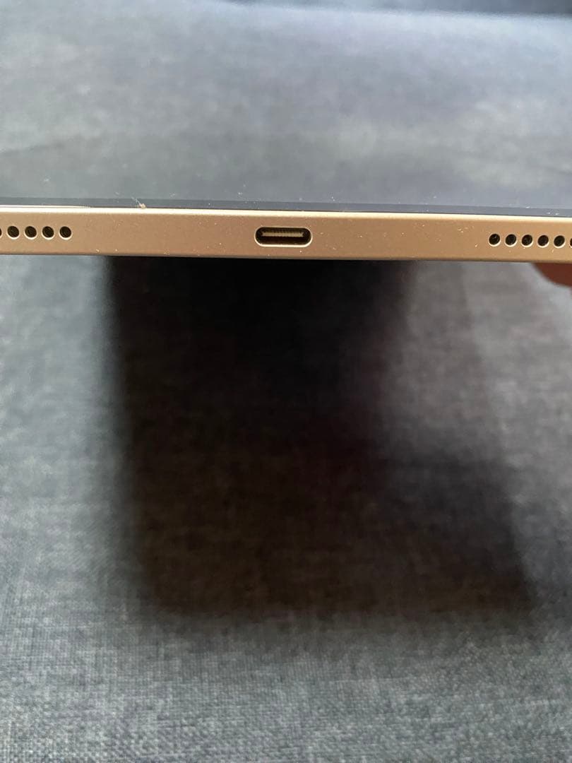 【ジャンク】iPad 第10世代 64GB シルバー 水没 部品取り用