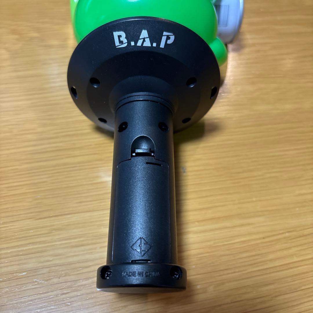 B.A.P ウサギ型ペンライト グリーン 公式