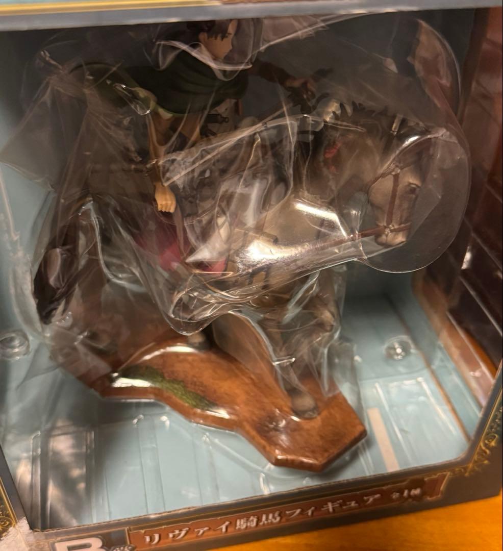一番くじ 進撃の巨人 A賞 エレン B賞 リヴァイ 騎馬フィギュア 2種セット