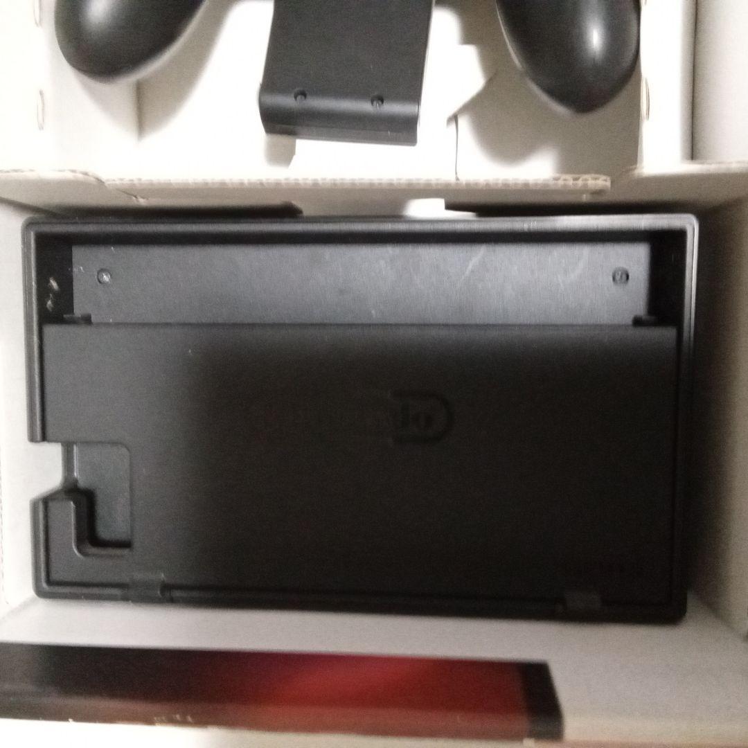 Nintendo Switch 本体 赤/青 充電器付き　スイッチ旧型