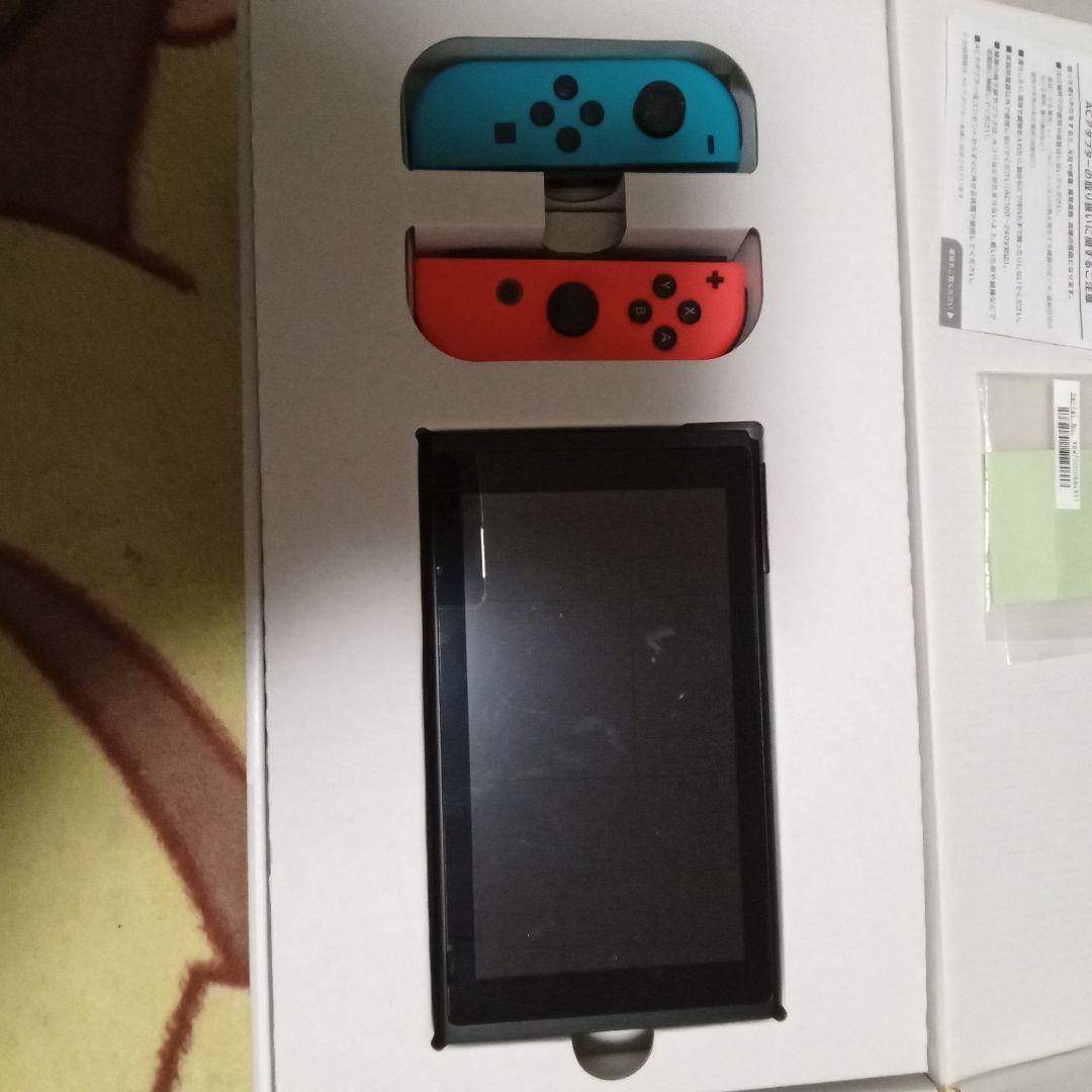 Nintendo Switch 本体 赤/青 充電器付き　スイッチ旧型