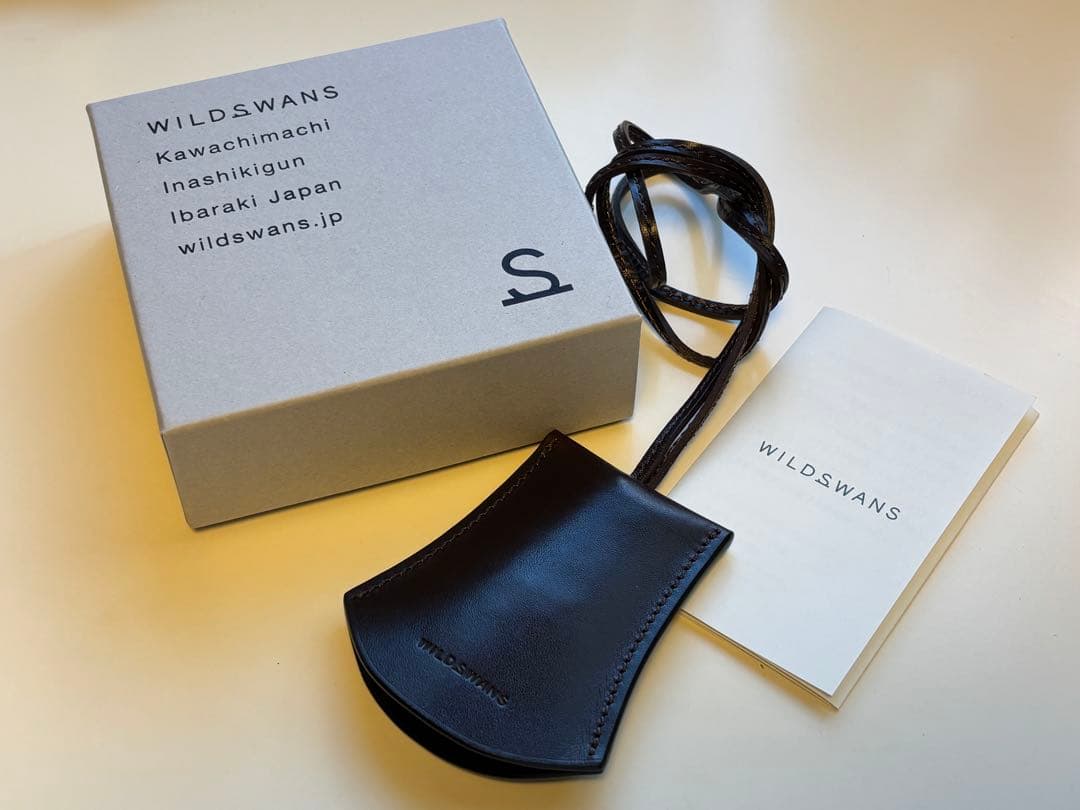 ワイルドスワンズ/キーホルダー/レザー/クロシェット/ストラップ/箱付/未使用