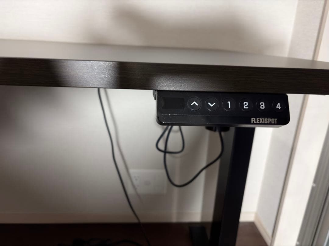 Flexispot EF1B 電動昇降式デスク140cm x 70cm 机