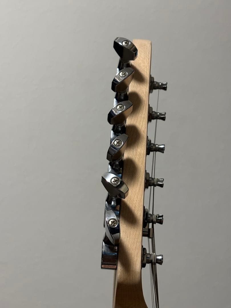 Squier Affinity Series Jaguar メタリックブラウン