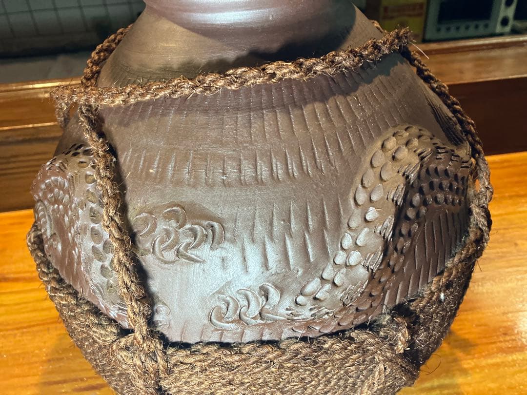 古酒「龍」43° 陶器製の酒壺　大 サイズ 幅24cmφ 高さ35cm