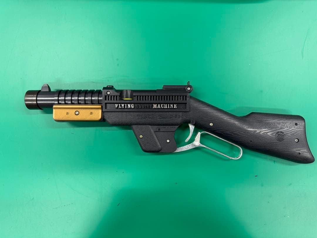 円盤銃と円盤機銃ですトイガン 懐かしい逸品です。