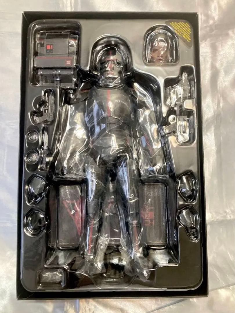 ホットトイズ ハンター 1/6 バッドバッチ