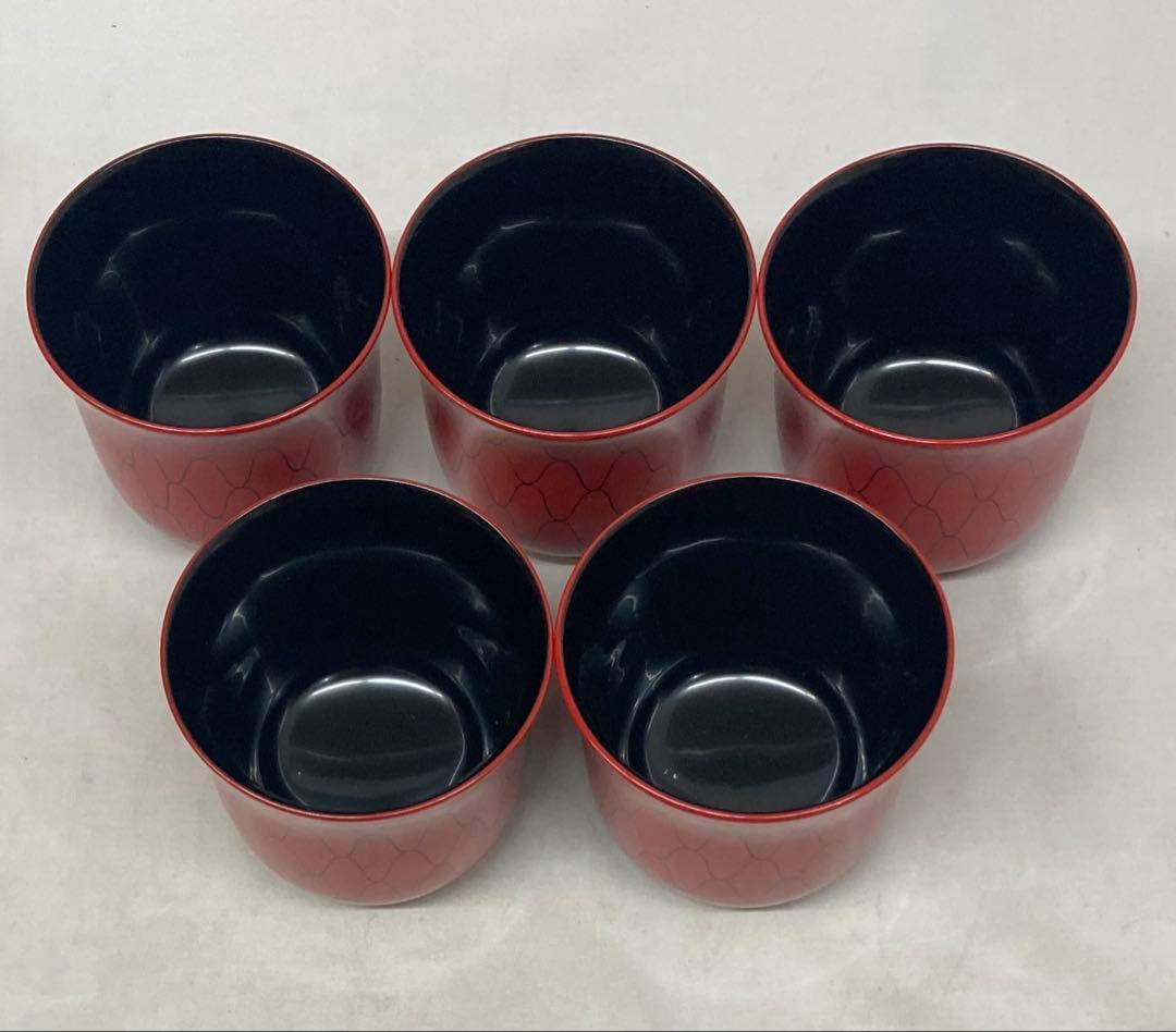 B471b「黒網目 朱箸洗 5個」箱書は表書のみ　木地　外朱漆塗　内黒漆塗