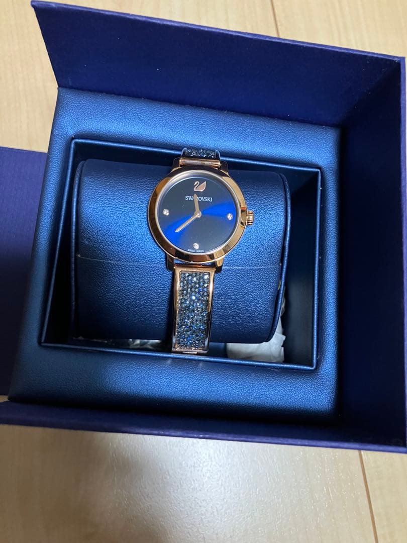 Swarovski ネイビー ブルー 腕時計