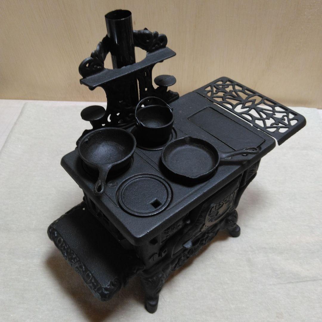 ヴィンテージCRECENTミニチュア鋳鉄製ストーブ·アンティークキッチン·レア