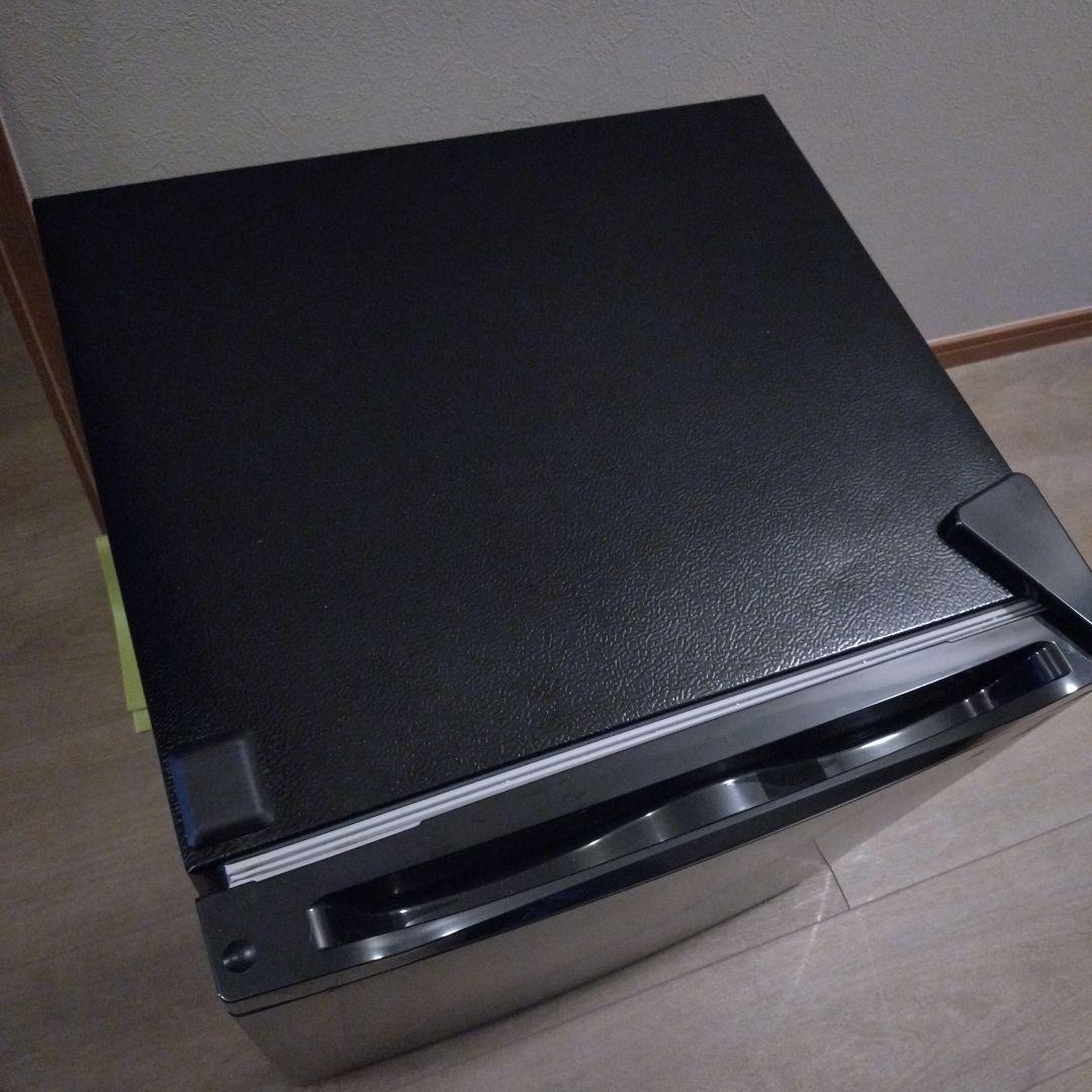 MAXZEN　前開き冷凍庫　JR031ML01WH