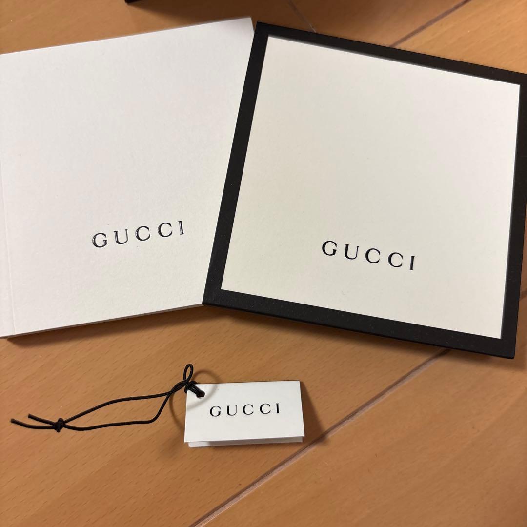 GUCCI 時計 ラバーベルト付き