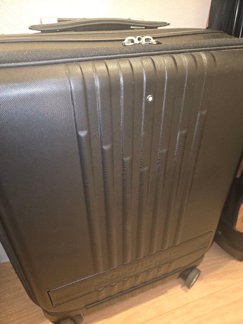 最終値引き　MONTBLANC ブラック キャリーケース