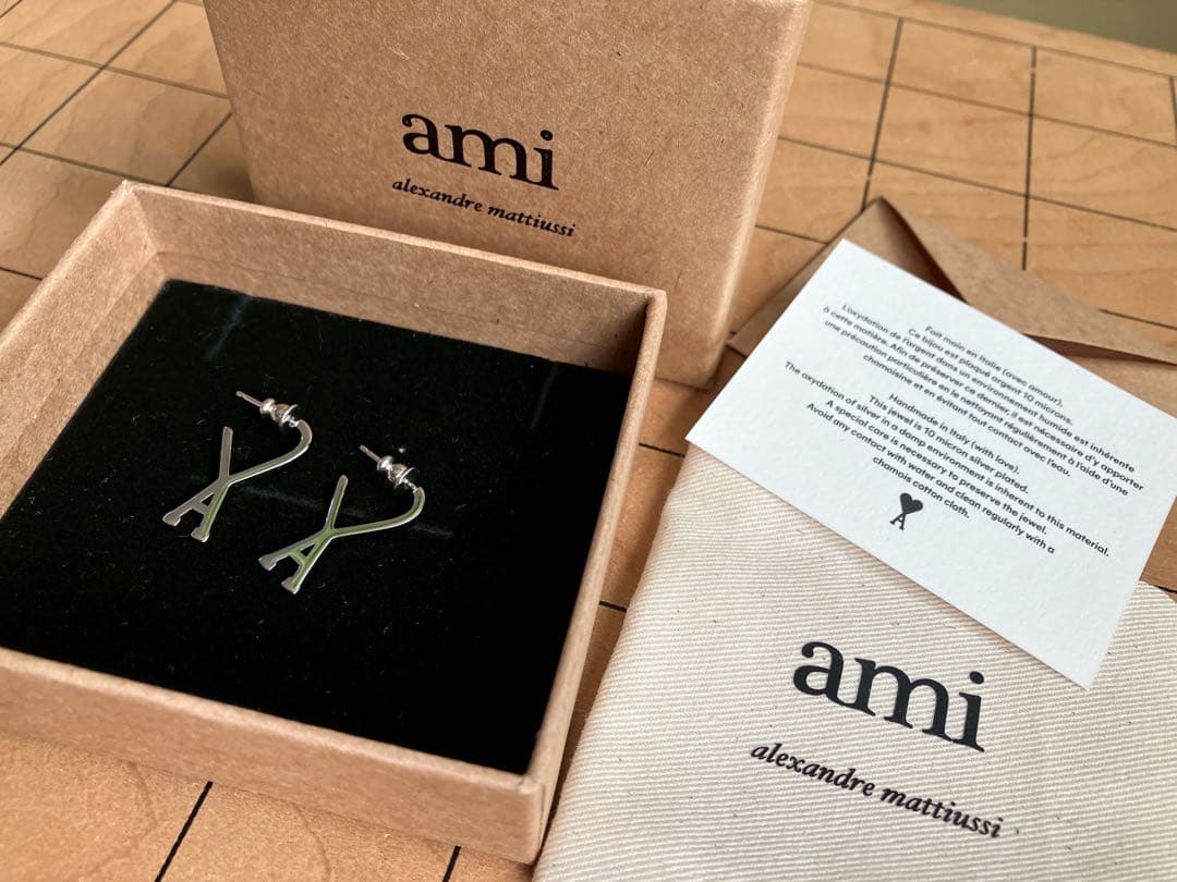 新品箱入AMI ALEXANDRE MATTIUSSI アミパリスシルバーピアス