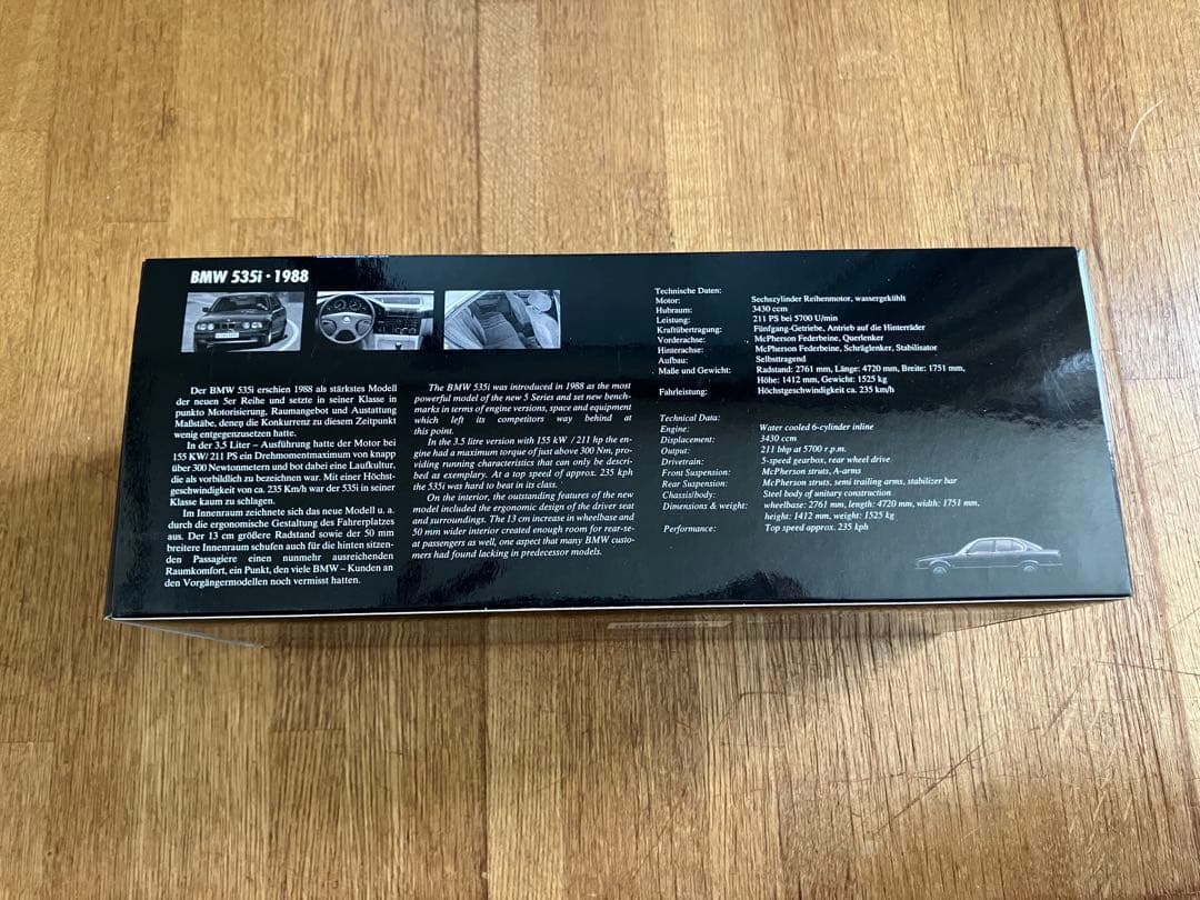 未開封品 MINICHAMPS 1/18 BMW 535i 1988 black