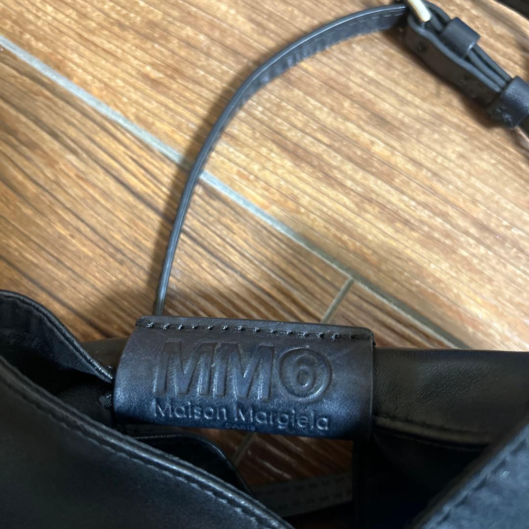 Maison Margiela MM6ブラックショルダーバッグ