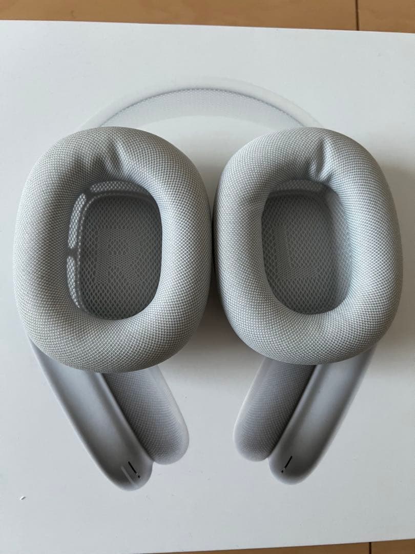 AirPodsMAX シルバー