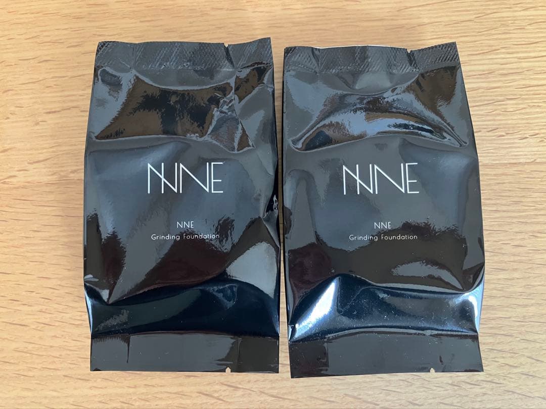 NNE グラインディングファンデーション ライトベージュ　新品2個セット