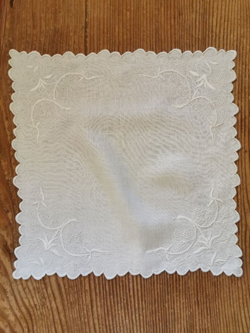 アンティーク フランス オールドローズ ホワイト刺繍 スカラップリネンクロス