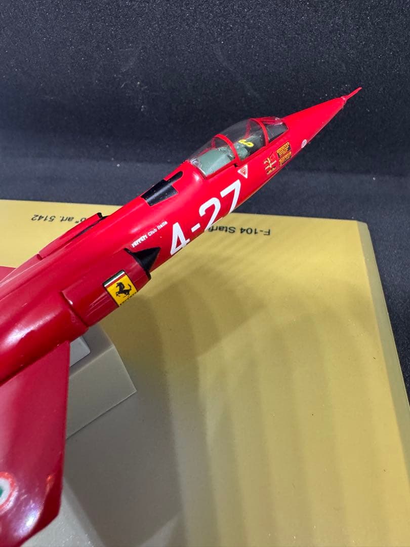 フェラーリ カラー　イタリア空軍戦闘機F104