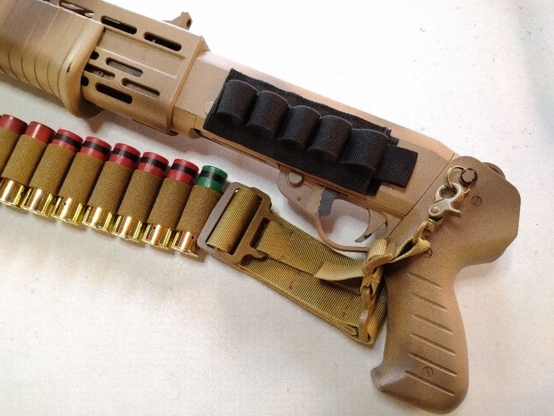 東京マルイ SPAS12 18歳以上エアーショットガン　中古