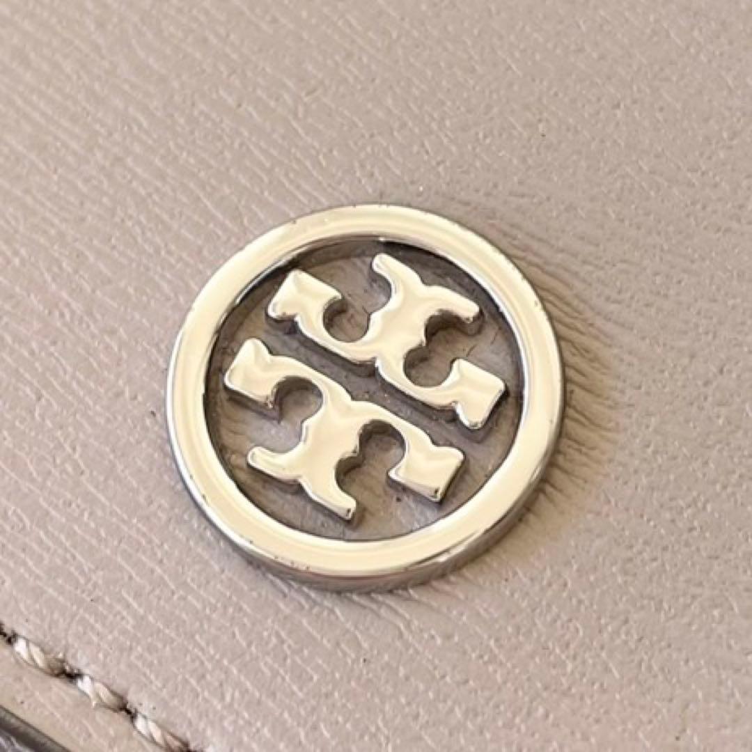 【新品】TORY BURCH 三つ折り財布 ロビンソン トリーバーチ