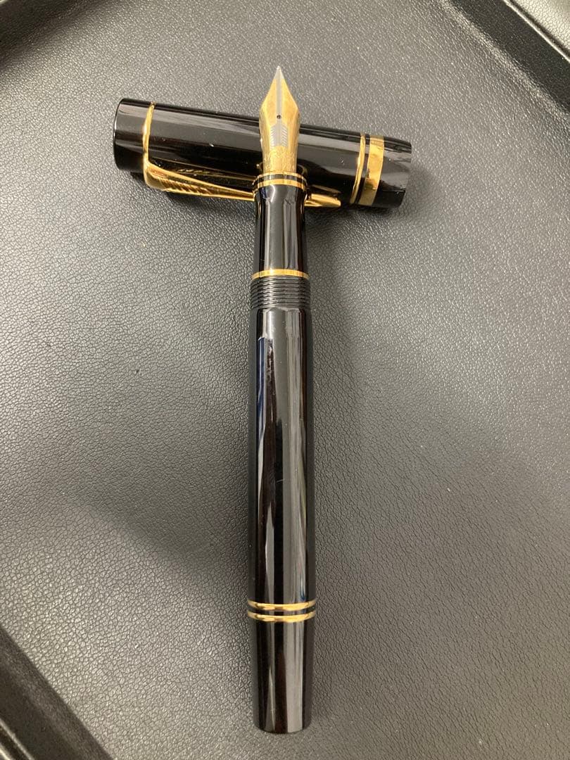 Parker Duofold Centennial 万年筆 専用ケース付き