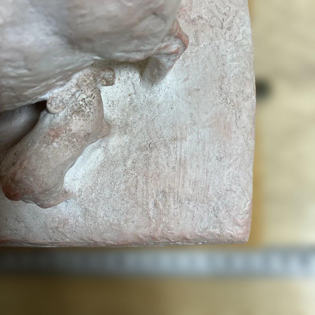 MINEO KANBE 羊の彫刻