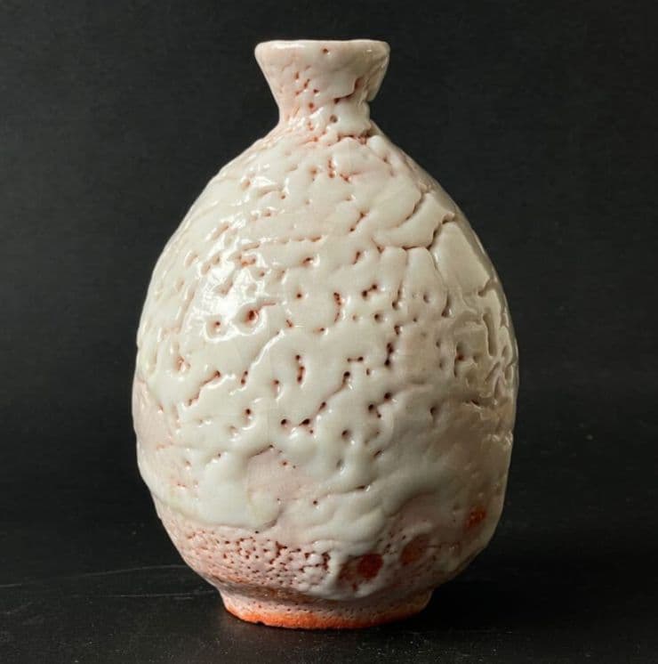 玉置保夫 志野 徳利 共箱 在銘 布