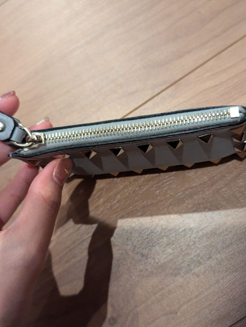 ヴァレンティノ　 Valentino ロックスタッズ ケース　カードケース