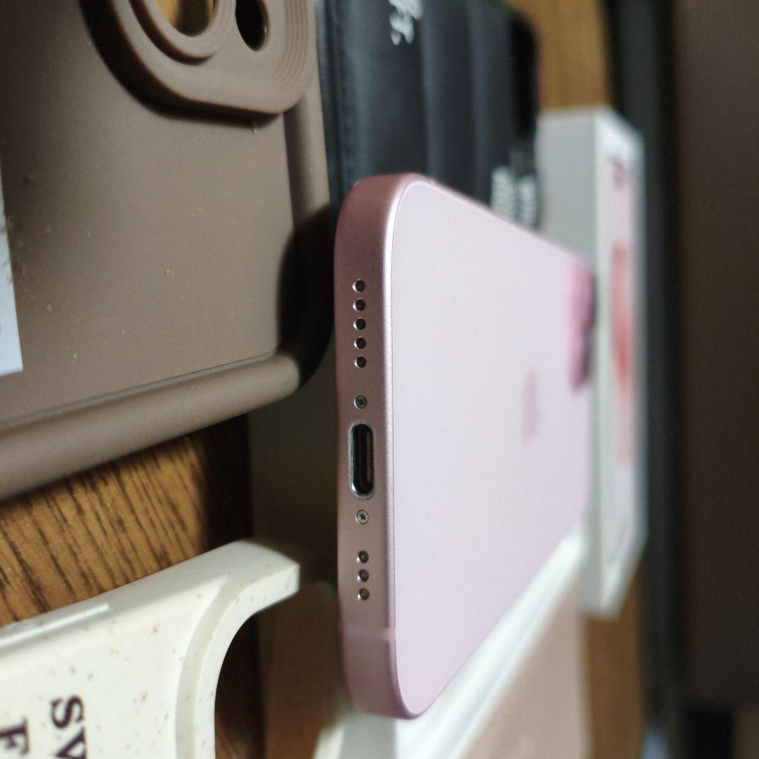 【美品】iPhone15 128GB　SIMフリー おまけ付き