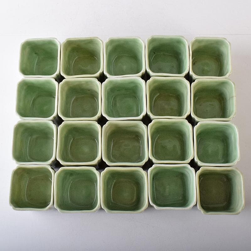 和食器　瀬戸焼　古瀬戸　楼閣山水文　猪口　二十人前　時代箱付　V　R8205B