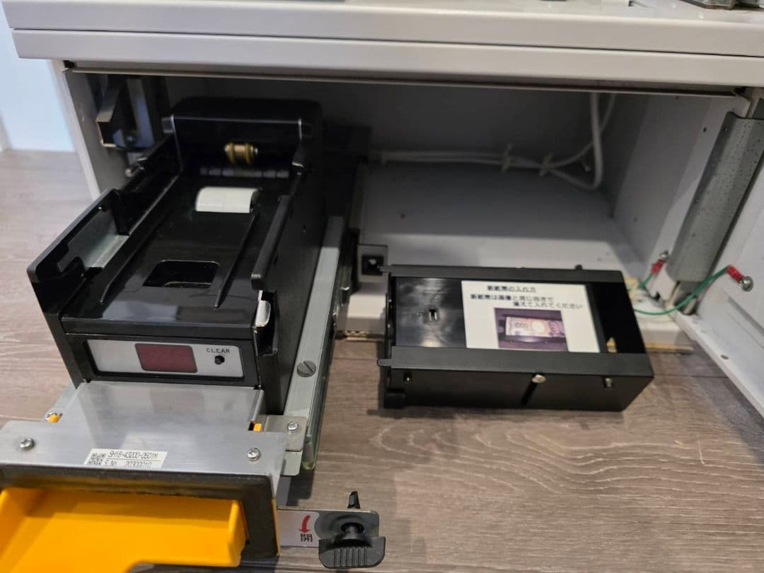 【新札対応済】Mamiya-OP VMT-601 美品 高額紙幣対応